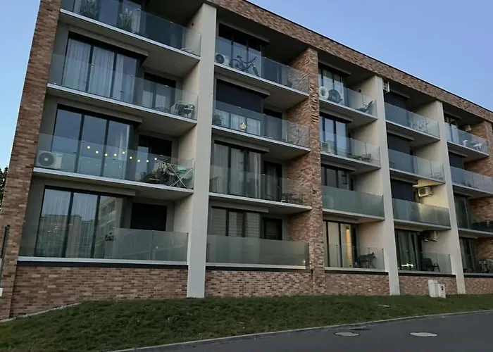 Perlowa Przystan - Sienkiewicza 28g *